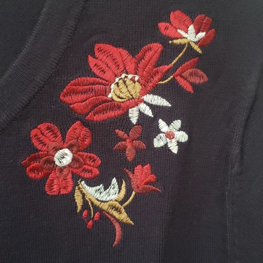 Charter Club Cardigan Sweater Womens XL Floral Embroidered Navy Office Travel - Picture 5 of 8